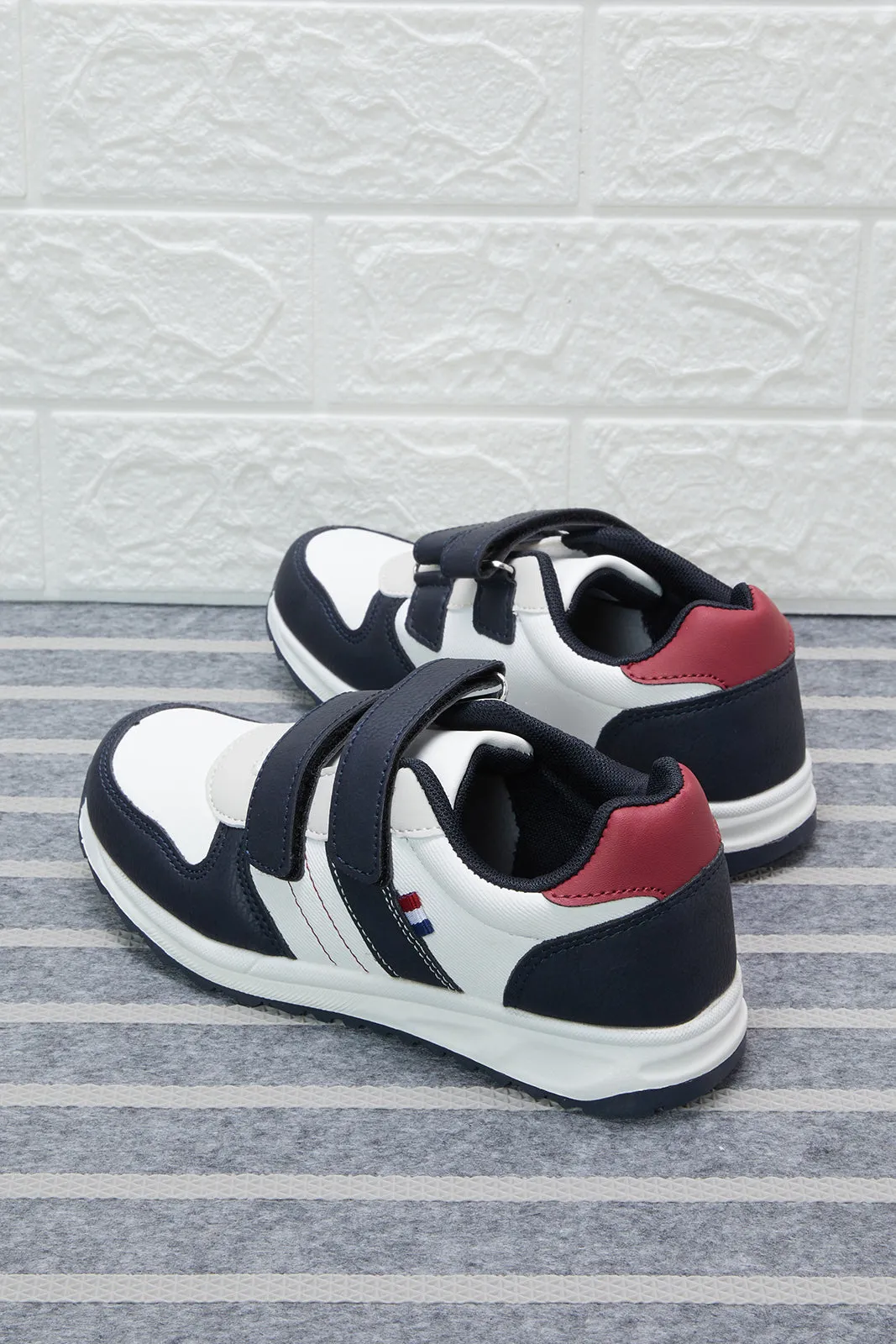 Boys White Material Block Sneakers